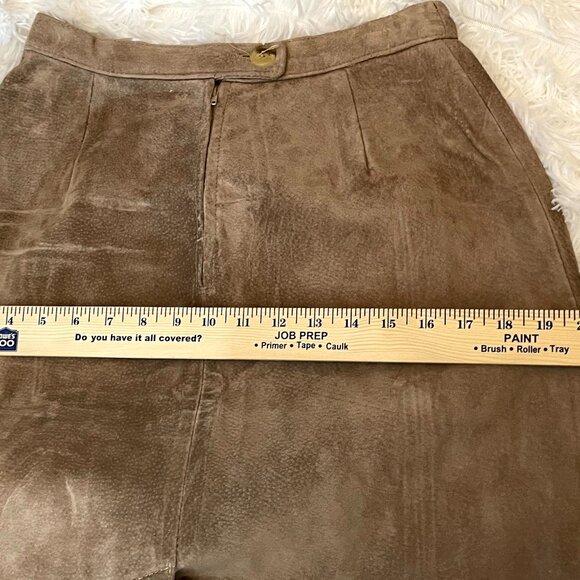 Classic Timeless Taupe / Tan Textured Suede Leather Suit 2 pc Suit plus belt - Picture 14 of 15